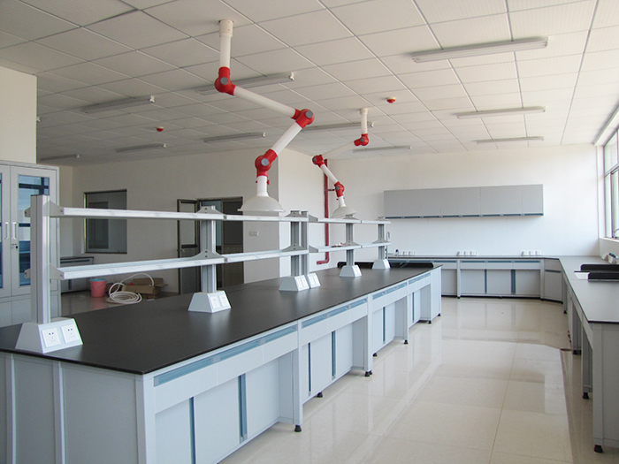 臺(tái)、萬(wàn)向吸收罩